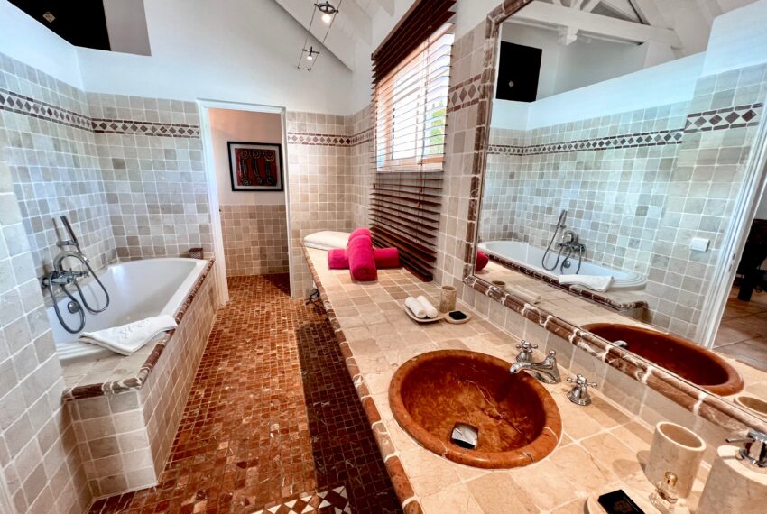 Bathroom Ocean Suite